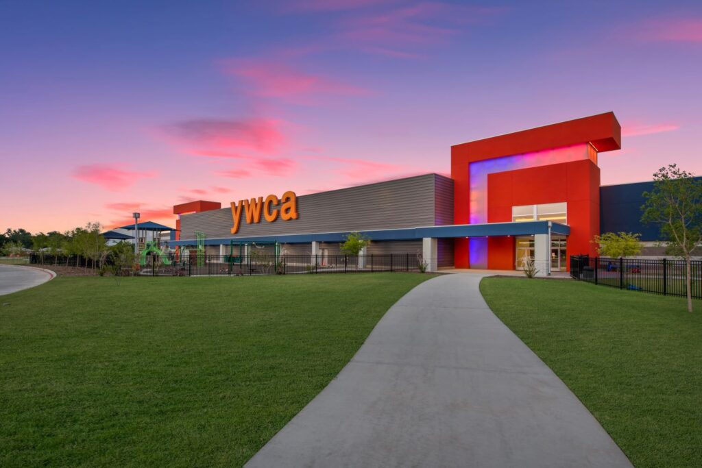 YWCA_2745